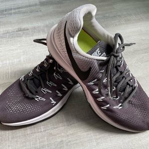 Nike ZOOM Pegasus running shoes